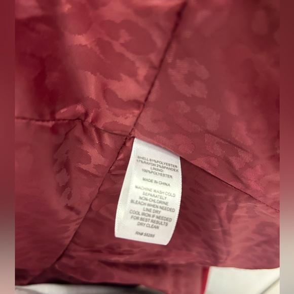 EXPRESS WOMEN PEA COAT INDEEP RED COLOUR ZIPPER AND TWO ZIPPED POCKETS SIZE L - Picture 6 of 7